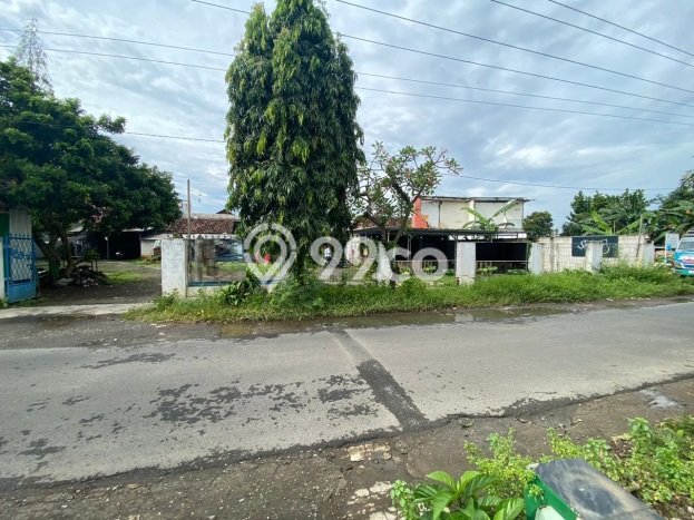 Tanah Kavling di Ngaliyan Dijual dengan Luas 842m2 Tanah Kavling di Ngaliyan Dijual dengan Luas 842m2