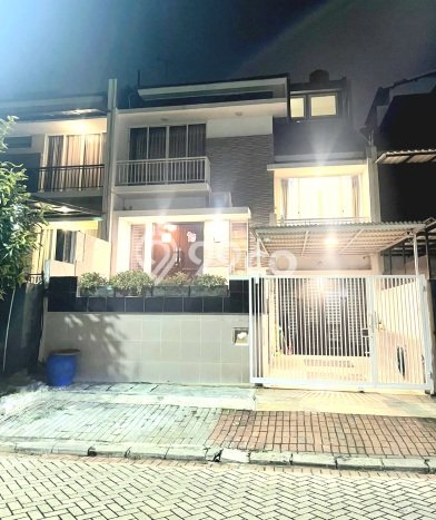 Sewa Rumah Murah di Pantai Indah Kapuk Jakarta Utara dengan 5 Kamar Tidur Sewa Rumah Murah di Pantai Indah Kapuk Jakarta Utara dengan 5 Kamar Tidur