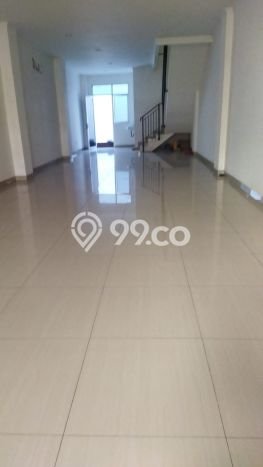 Ruko Bagus Dijual LB 240m2 Lokasi Strategis Jakarta Barat Area Cocok untuk Bisnis Ruko Bagus Dijual LB 240m2 Lokasi Strategis Jakarta Barat Area Cocok untuk Bisnis