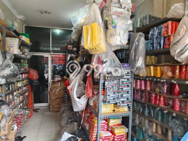 Area Ramai! Komersial Dijual di Cengkareng untuk Bisnis Luas Bangunan 112m2 Area Ramai! Komersial Dijual di Cengkareng untuk Bisnis Luas Bangunan 112m2