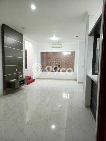 Rumah Berkualitas Modernland, Tangerang, LT 213m² LB 138m² Rumah Berkualitas Modernland, Tangerang, LT 213m² LB 138m²