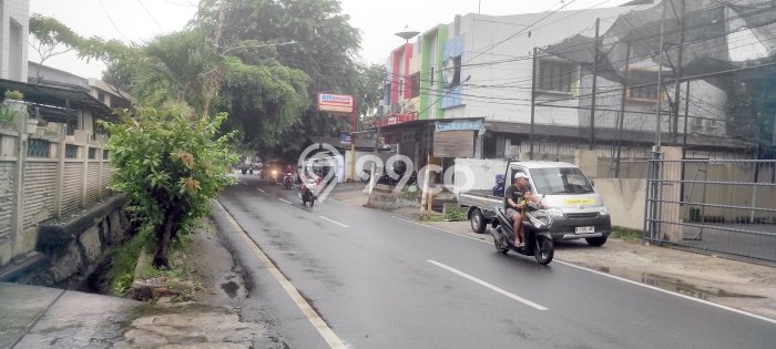 Ruko Lokasi Strategis di Cengkareng, Luas 400m², Disewakan Ruko Lokasi Strategis di Cengkareng, Luas 400m², Disewakan