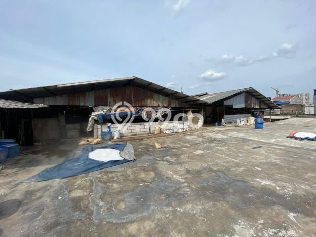 LOKASI PREMIUM! Gudang Kawasan Kalideres, Luas 1200m², Jalan Utama, Kawasan Komersial LOKASI PREMIUM! Gudang Kawasan Kalideres, Luas 1200m², Jalan Utama, Kawasan Komersial