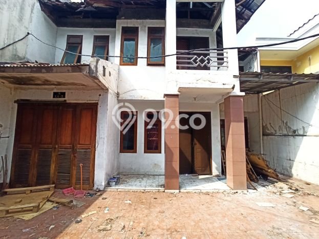 Disewakan murah rumah 2 lantai untuk gudang di Kalideres,nego hbs Disewakan murah rumah 2 lantai untuk gudang di Kalideres,nego hbs