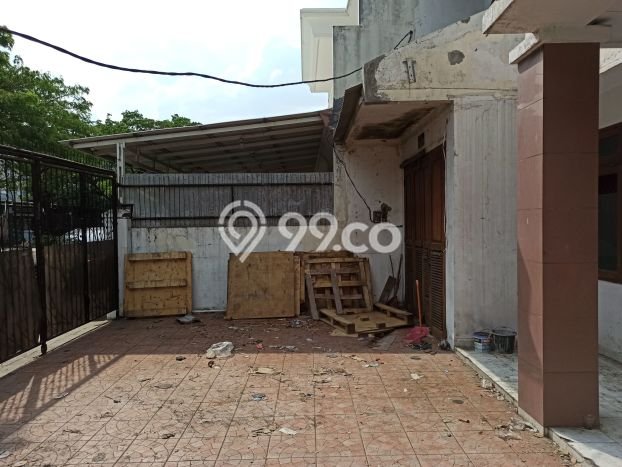 Disewakan murah rumah 2 lantai untuk gudang di Kalideres,nego hbs Disewakan murah rumah 2 lantai untuk gudang di Kalideres,nego hbs
