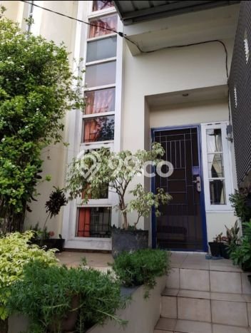 Dijual rumah 2,5 lantai sudah renov di Daan Mogot arcadia,nego Dijual rumah 2,5 lantai sudah renov di Daan Mogot arcadia,nego