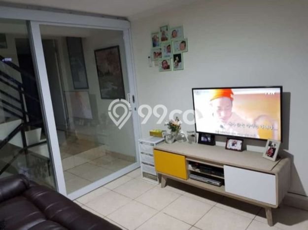 Dijual rumah 2,5 lantai sudah renov di Daan Mogot arcadia,nego Dijual rumah 2,5 lantai sudah renov di Daan Mogot arcadia,nego