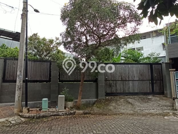 Tanah Dijual Lokasi Strategis di Jakarta Barat dengan Luas 597m2 Tanah Dijual Lokasi Strategis di Jakarta Barat dengan Luas 597m2