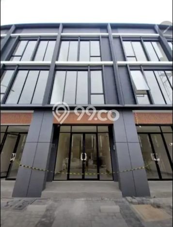 Unit Ruko Disewakan di Gading Serpong di Area Ramai & Strategis Unit Ruko Disewakan di Gading Serpong di Area Ramai & Strategis