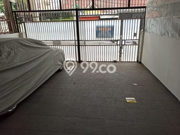 Dijual rumah 3 lantai di boulevard citra garden 3,sudah renovasi Dijual rumah 3 lantai di boulevard citra garden 3,sudah renovasi