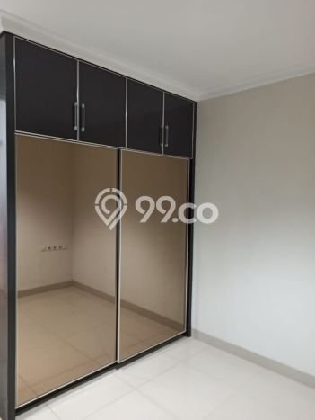 Dijual rumah 3 lantai di boulevard citra garden 3,sudah renovasi Dijual rumah 3 lantai di boulevard citra garden 3,sudah renovasi