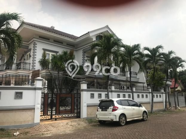 DiJual Rumah Mewah Modern Glasshouse 2 Lantai Di Tangerang DiJual Rumah Mewah Modern Glasshouse 2 Lantai Di Tangerang