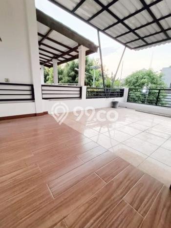 For Sale Hunian Rumah Terawat 5 Kamar di Joglo, Jakarta Barat For Sale Hunian Rumah Terawat 5 Kamar di Joglo, Jakarta Barat