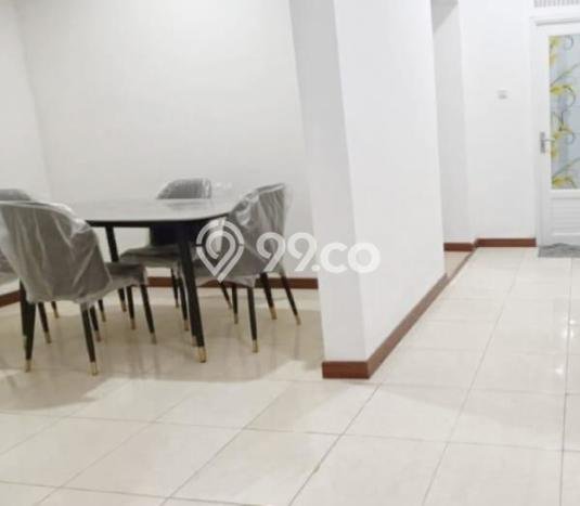 For Sale Hunian Rumah Terawat 5 Kamar di Joglo, Jakarta Barat For Sale Hunian Rumah Terawat 5 Kamar di Joglo, Jakarta Barat
