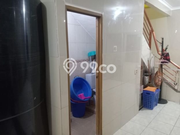 SPECIAL PRICE! Rumah area Taman Surya, 2 KM, Dekat Fasilitas Umum, LT 72m² Bangunan 144m² SPECIAL PRICE! Rumah area Taman Surya, 2 KM, Dekat Fasilitas Umum, LT 72m² Bangunan 144m²