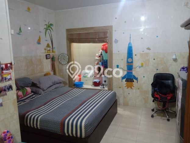 SPECIAL PRICE! Rumah area Taman Surya, 2 KM, Dekat Fasilitas Umum, LT 72m² Bangunan 144m² SPECIAL PRICE! Rumah area Taman Surya, 2 KM, Dekat Fasilitas Umum, LT 72m² Bangunan 144m²