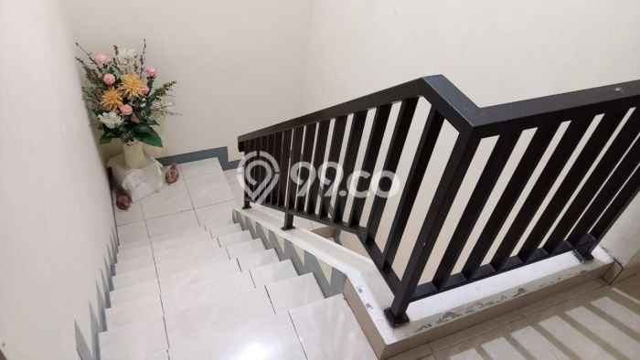 Bisa KPR! Rumah Taman Surya, Jakarta Barat, LT 105m² LB 245m² Bisa KPR! Rumah Taman Surya, Jakarta Barat, LT 105m² LB 245m²