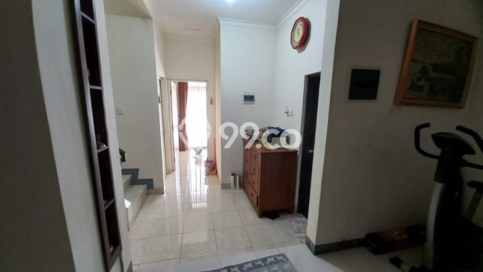 Bisa KPR! Rumah Taman Surya, Jakarta Barat, LT 105m² LB 245m² Bisa KPR! Rumah Taman Surya, Jakarta Barat, LT 105m² LB 245m²