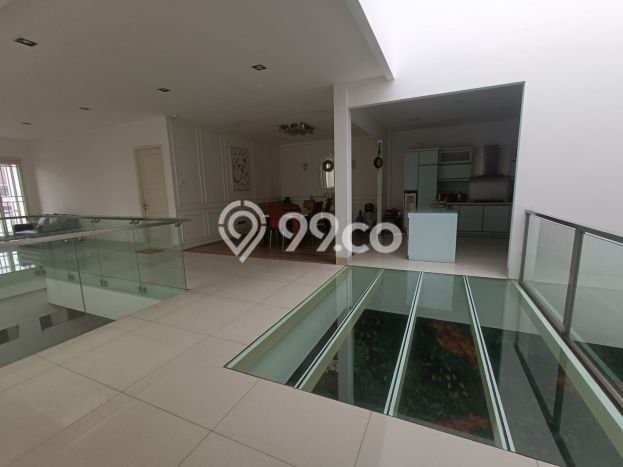 Ready to Use! Premium House LT 315m2 Desain Modern di Grogol Ready to Use! Premium House LT 315m2 Desain Modern di Grogol