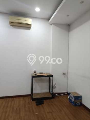 Ruko Dijual di Prime Area Jakarta Barat Luas 240m2 Ruko Dijual di Prime Area Jakarta Barat Luas 240m2