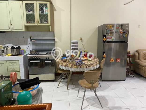 Rumah Elit LB 72m2 Siap Pakai Desain Elegan di Jelambar, Jakarta Barat Rumah Elit LB 72m2 Siap Pakai Desain Elegan di Jelambar, Jakarta Barat