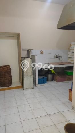Dijual Ruko Area Bisnis di Daan Mogot, Luas 64m², Jalan Raya Dijual Ruko Area Bisnis di Daan Mogot, Luas 64m², Jalan Raya