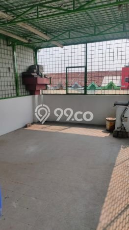 Dijual Ruko Area Bisnis di Daan Mogot, Luas 64m², Jalan Raya Dijual Ruko Area Bisnis di Daan Mogot, Luas 64m², Jalan Raya