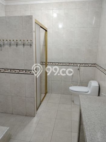 Rumah Luxury Modern Siap Huni di Taman Surya Jakarta Barat Rumah Luxury Modern Siap Huni di Taman Surya Jakarta Barat