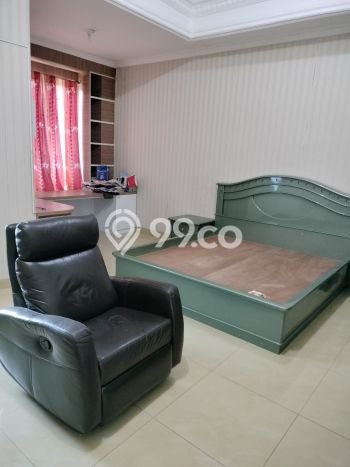 Rumah Luxury Modern Siap Huni di Taman Surya Jakarta Barat Rumah Luxury Modern Siap Huni di Taman Surya Jakarta Barat