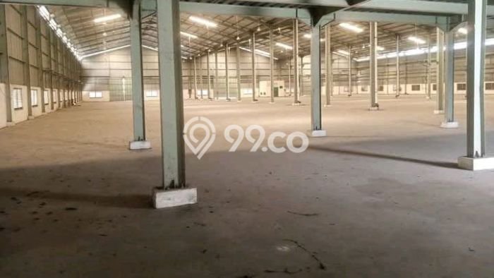Gudang paling strategis disewakan di Pakuhaji Tangerang Gudang paling strategis disewakan di Pakuhaji Tangerang