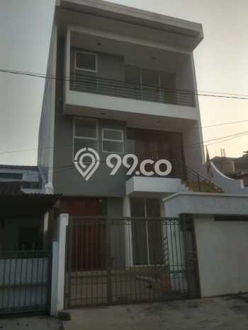 Rumah Siap Huni 4 KT 4 KM di Puri Indah, Jakarta Barat Rumah Siap Huni 4 KT 4 KM di Puri Indah, Jakarta Barat