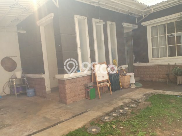 Rumah Strategis kawasan Green Lake City, 3 KM, Lingkungan Nyaman, Luas 160m² LB 240m² Rumah Strategis kawasan Green Lake City, 3 KM, Lingkungan Nyaman, Luas 160m² LB 240m²