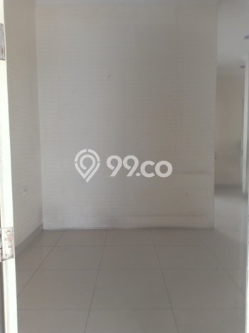 Rumah Strategis kawasan Green Lake City, 3 KM, Lingkungan Nyaman, Luas 160m² LB 240m² Rumah Strategis kawasan Green Lake City, 3 KM, Lingkungan Nyaman, Luas 160m² LB 240m²