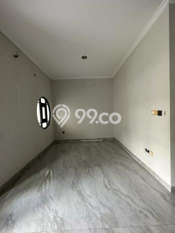 Kesempatan Memiliki Rumah LT 90m² / LB 126m² di Green Lake City, Dekat Pusat Kota, Jakarta Barat Kesempatan Memiliki Rumah LT 90m² / LB 126m² di Green Lake City, Dekat Pusat Kota, Jakarta Barat