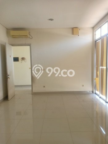 Rumah area Green Lake City, 3 KM, Akses Mudah Pusat Kota, LT 144m² LB 208m² Rumah area Green Lake City, 3 KM, Akses Mudah Pusat Kota, LT 144m² LB 208m²
