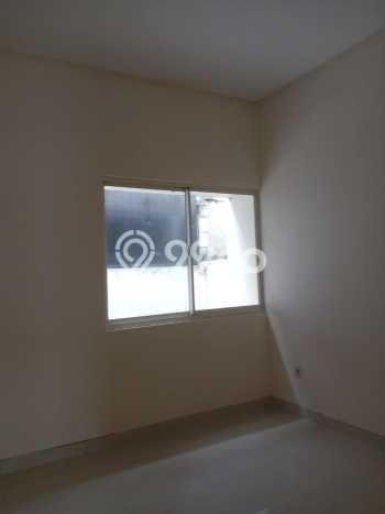 Rumah Sejuk di Green Lake City, 2 KM, Free Macet Rumah Sejuk di Green Lake City, 2 KM, Free Macet