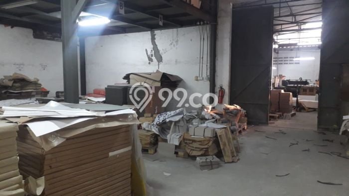 PELUANG EMAS! Gudang di Cengkareng, Luas 1300m2m², Nilai Sewa Tinggi PELUANG EMAS! Gudang di Cengkareng, Luas 1300m2m², Nilai Sewa Tinggi
