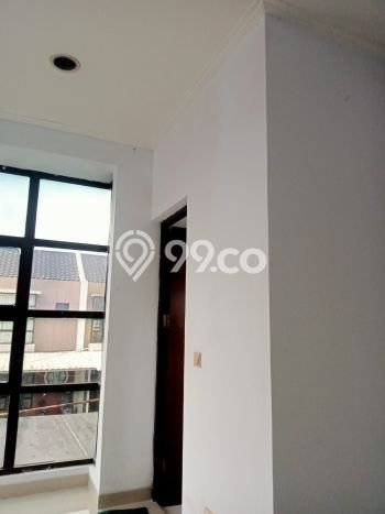 Rumah di Green Lake City, Area Strategis, 3 KM Rumah di Green Lake City, Area Strategis, 3 KM
