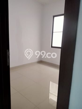 Rumah di Green Lake City, Area Strategis, 3 KM Rumah di Green Lake City, Area Strategis, 3 KM