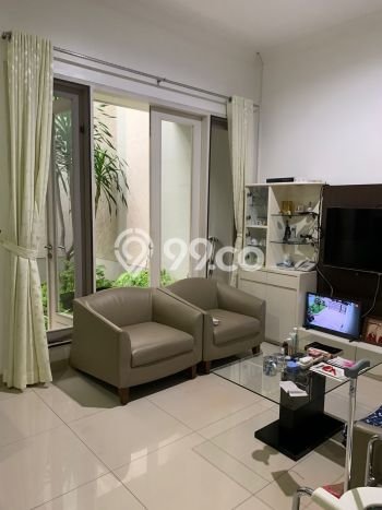 NEW LISTING! Rumah Strategis di Permata Buana, LT 144m² Bangunan 220m² NEW LISTING! Rumah Strategis di Permata Buana, LT 144m² Bangunan 220m²