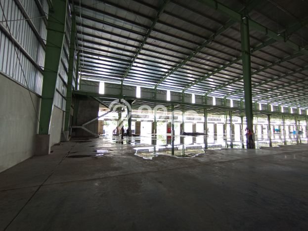 Unit Gudang Disewakan di Daan Mogot di Area Ramai & Strategis Unit Gudang Disewakan di Daan Mogot di Area Ramai & Strategis