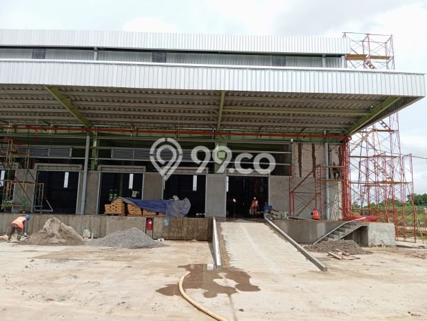 Unit Gudang Disewakan di Daan Mogot di Area Ramai & Strategis Unit Gudang Disewakan di Daan Mogot di Area Ramai & Strategis