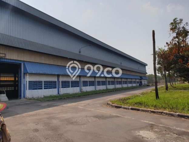 KAWASAN KOMERSIAL! Gudang Disewakan di Balaraja, Luas 17000m², Akses Utama KAWASAN KOMERSIAL! Gudang Disewakan di Balaraja, Luas 17000m², Akses Utama