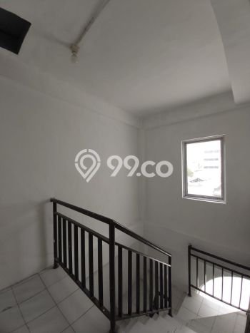 LOKASI BISNIS! Gudang For Rent Kawasan Pantai Indah Kapuk, Luas 378m², Area Utama, Siap Operasional LOKASI BISNIS! Gudang For Rent Kawasan Pantai Indah Kapuk, Luas 378m², Area Utama, Siap Operasional