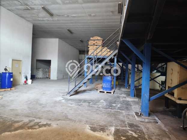 Disewakan Gudang di Kawasan Ramai Cikokol Luas 12000m2 Disewakan Gudang di Kawasan Ramai Cikokol Luas 12000m2
