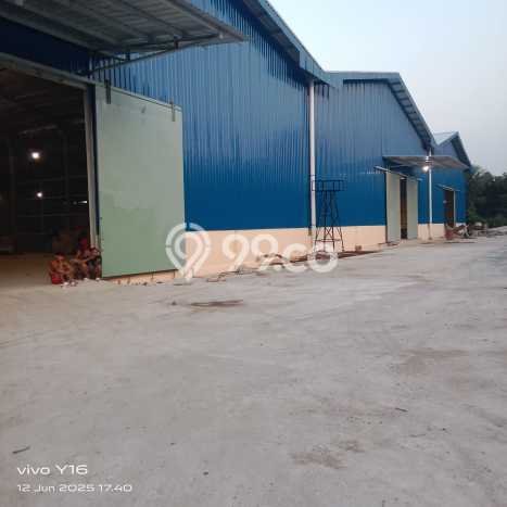 Gudang Area Strategis di Pasar Kemis, Luas 1296m², For Rent, Area Niaga Gudang Area Strategis di Pasar Kemis, Luas 1296m², For Rent, Area Niaga