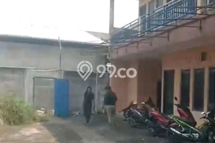 Unit Gudang Dijual di Sepatan Tangerang 1800m2 Unit Gudang Dijual di Sepatan Tangerang 1800m2