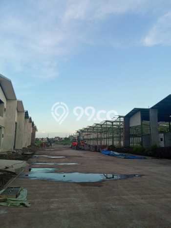 Gudang Kawasan Jati Uwung, Luas 360m², Area Komersial, Posisi Strategis Gudang Kawasan Jati Uwung, Luas 360m², Area Komersial, Posisi Strategis