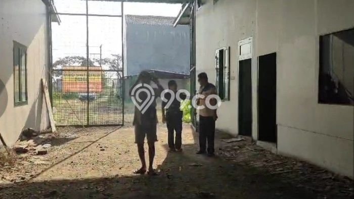 Gudang Dijual Lokasi Emas di Tegal Barat Luas 1600m2 Gudang Dijual Lokasi Emas di Tegal Barat Luas 1600m2