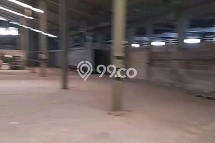 Unit Gudang Paling Strategis di Cikupa Tangerang dengan LB 2600m2 Unit Gudang Paling Strategis di Cikupa Tangerang dengan LB 2600m2
